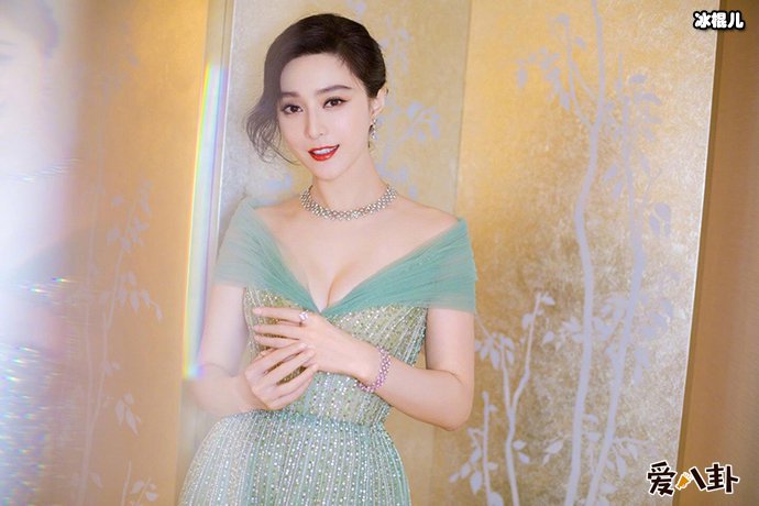 为什么刘晓庆坐牢而范冰冰不用