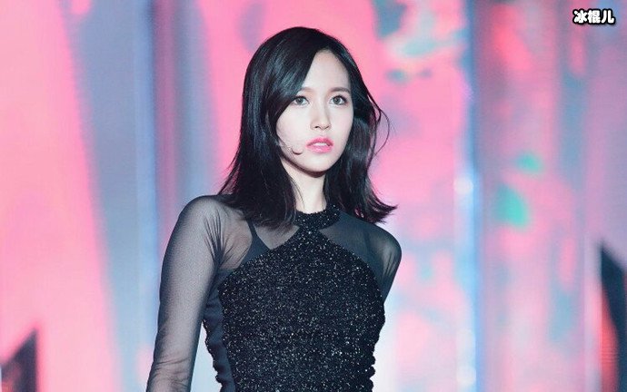 名井南优雅的黑天鹅