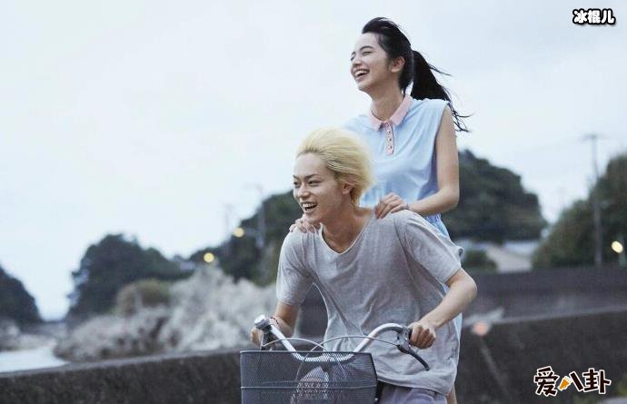 菅田将晖和小松菜奈剧照