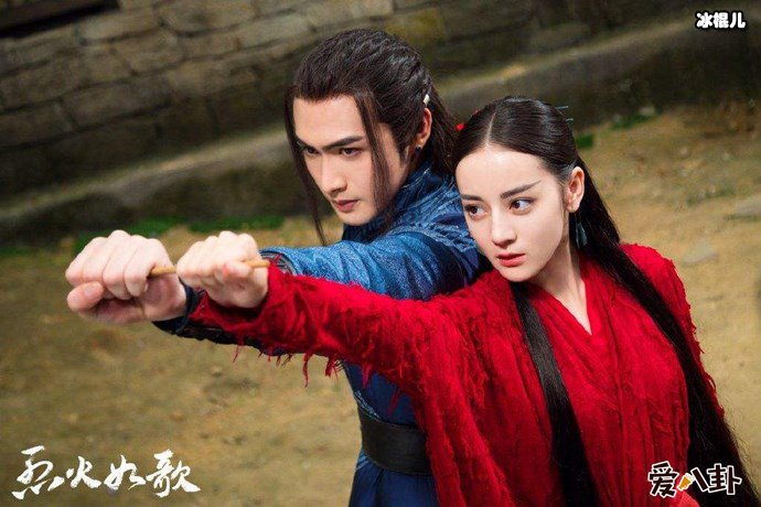 张彬彬迪丽热巴剧照