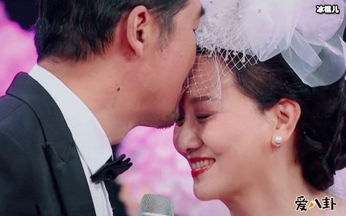 张国立渣男本男与邓婕至今未婚？