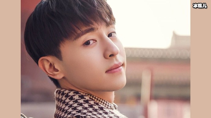 邓伦的眼睛非常迷人