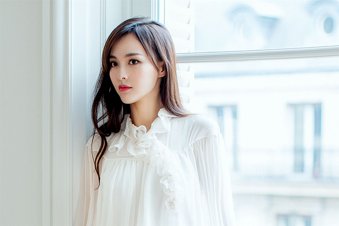 殷桃实在暗讽唐嫣装嫩吗？