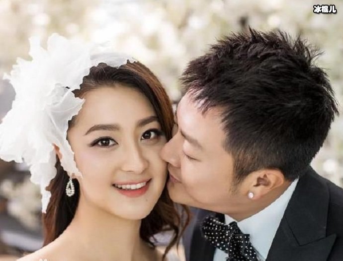 印小天和边潇潇剧照