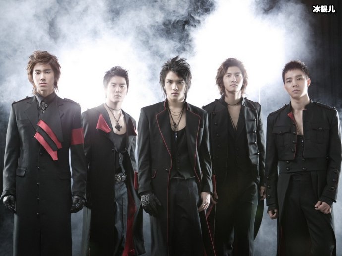 朴有天是东方神起中的一员