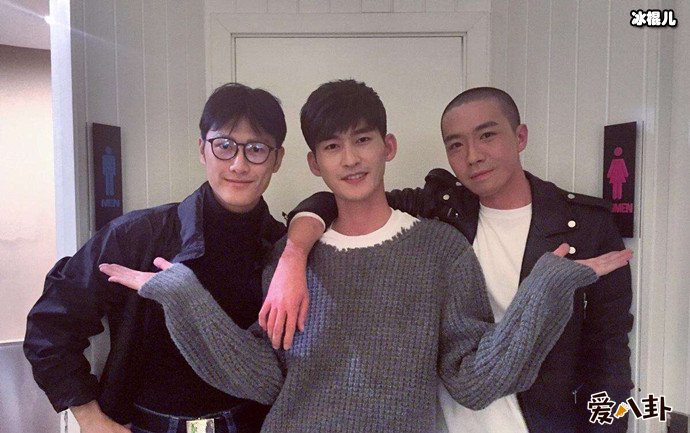 经历烧伤毁容的俞灏明