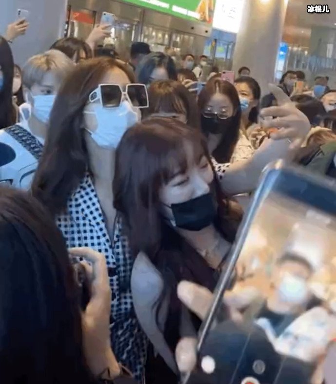 虞书欣保护孔雪儿