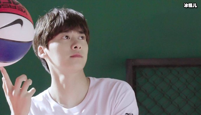 冒充李易峰女友公然诈骗