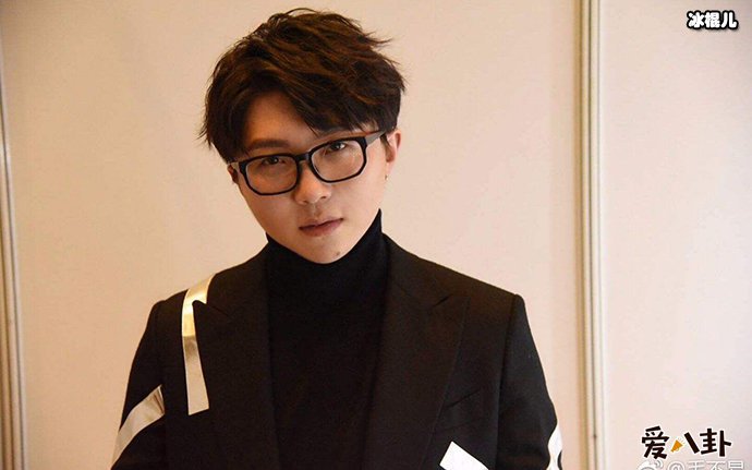 毛不易谈减肥成功却没有夸自己好看