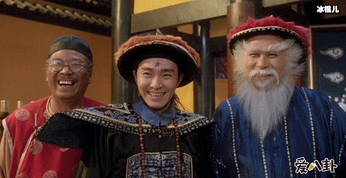 徐锦江与星爷吴孟达九品芝麻官剧照