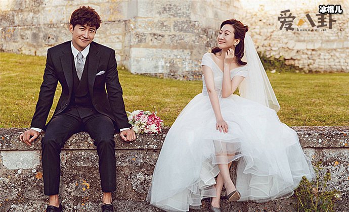 演员王阳42岁宣布当爸