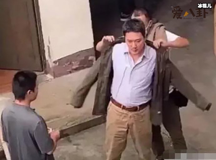 冯绍峰长胖的照片