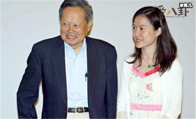 杨振宁翁帆结婚年龄