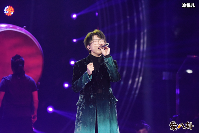 歌手舞台毛不易