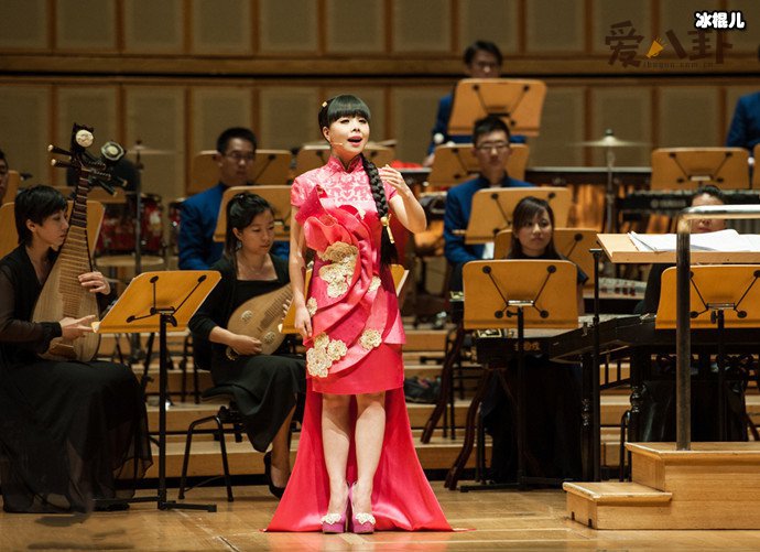 草根演员王二妮