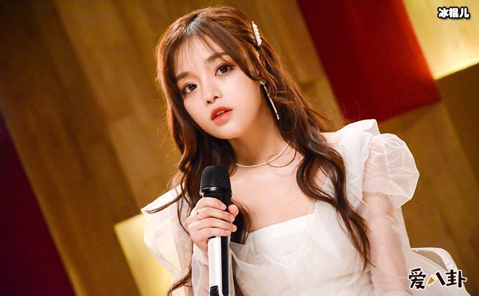 黄霄云是如何走红的