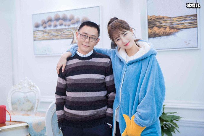 沈梦辰爸爸是做什么的很有钱吗