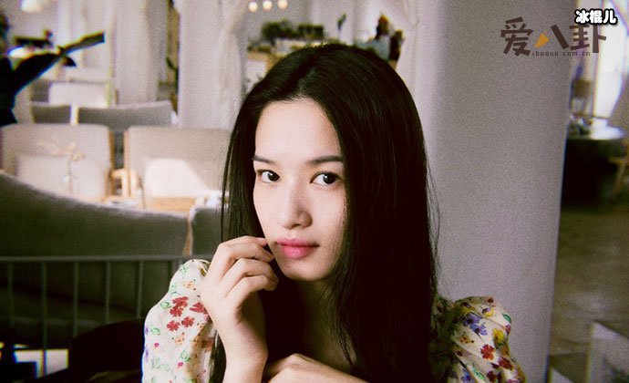 张柏嘉是混血吗