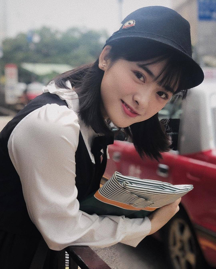 网友调侃她真是娱乐圈的奇迹