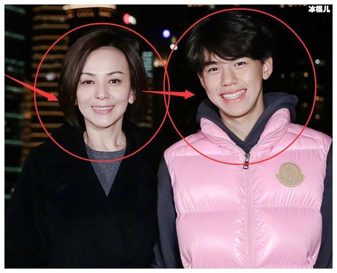 王琳跟儿子合影