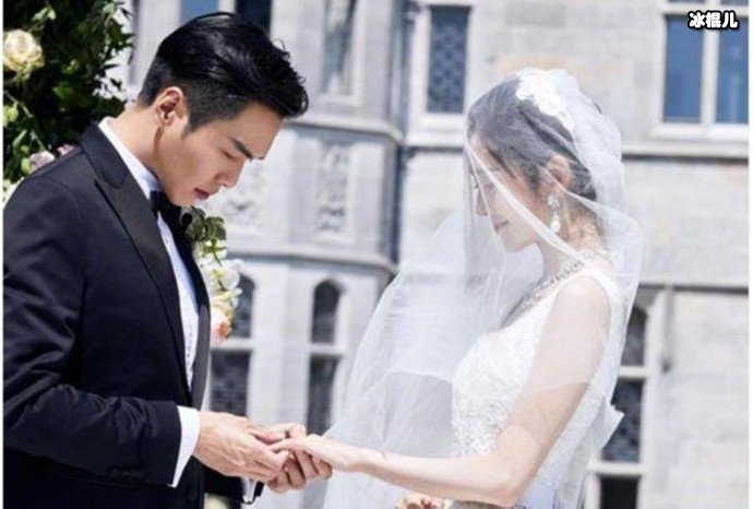 张若昀唐艺昕婚礼照