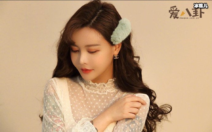 韩安冉直播间斥责前夫不管孩子