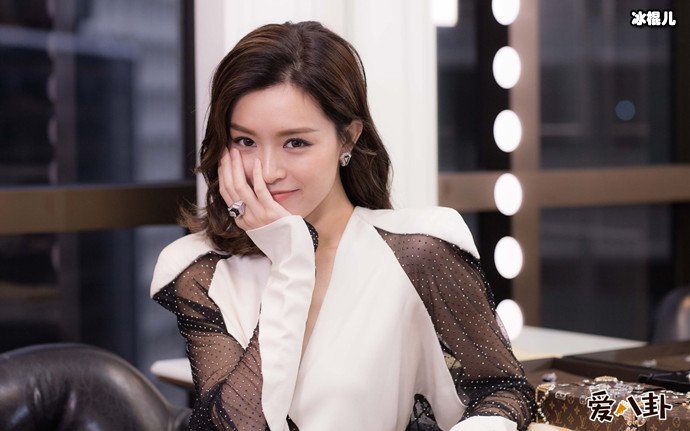 谢霆锋绯闻女友文咏珊