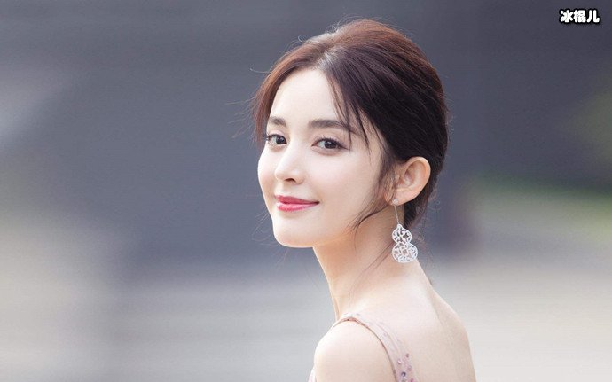 事业发展到新高度的古力娜扎