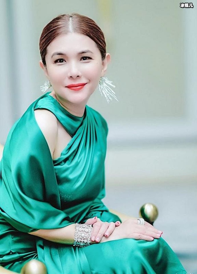 歌坛天后张清芳图片