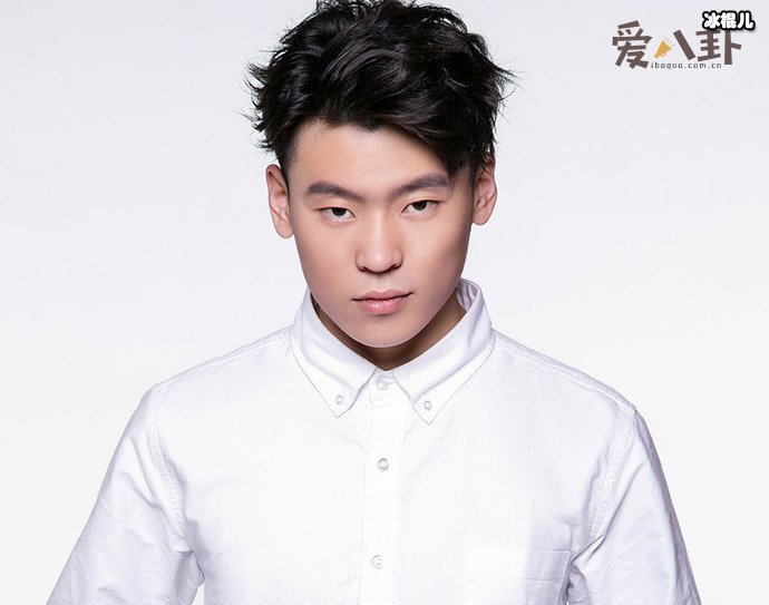 我跌跌撞撞奔向你是什么歌名