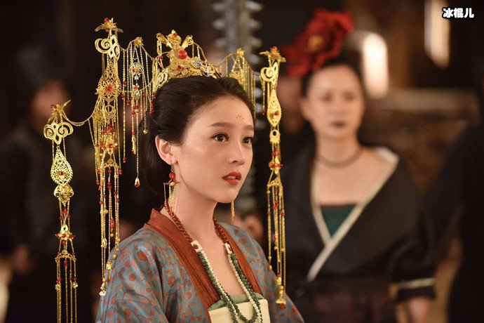 “最美孟婆”何花