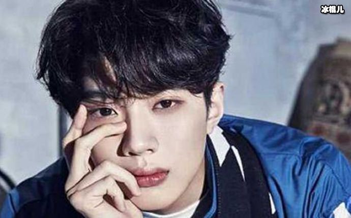 台湾艺人赖冠霖