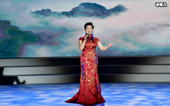 中国内地女高音歌唱演员张也