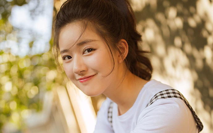 赵露思是怎么红的