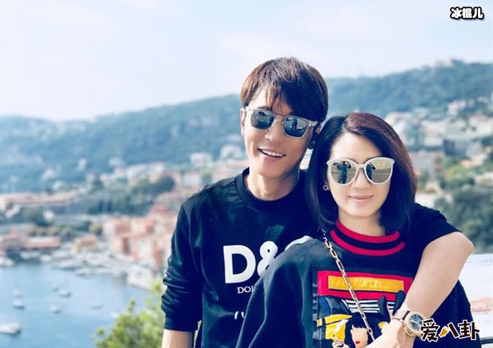 张丹峰洪欣恩爱购物