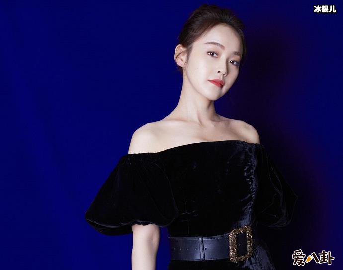 傅小柔扮演者张佳宁