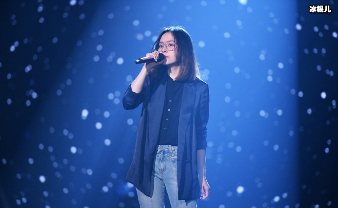 张靓颖演唱