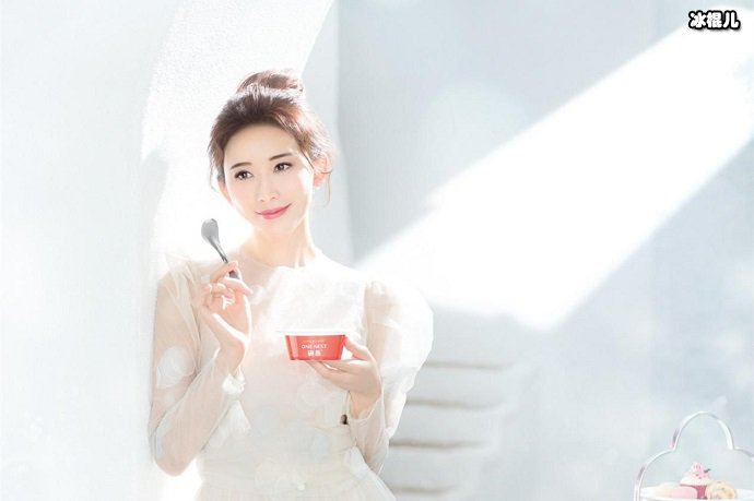 林志玲宛若仙子