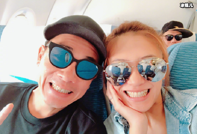 陈小春应采儿两人合影