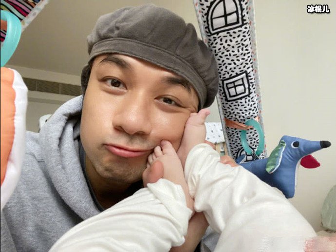 古巨基与儿子互动