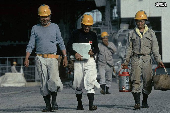 日本老人在工作