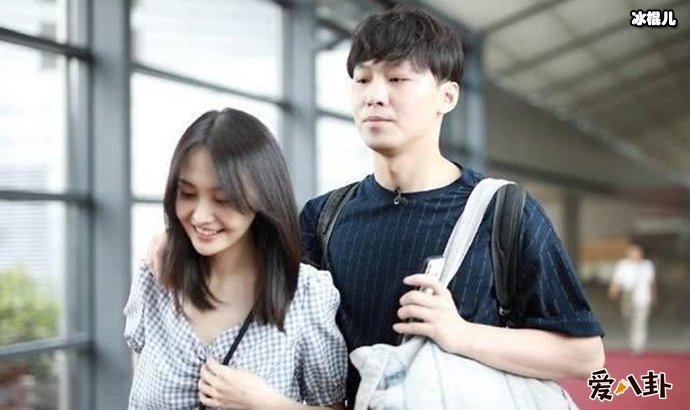 郑爽男友张恒被网友质疑软饭男