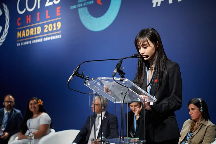 郑爽联合国大会演讲用的是中文