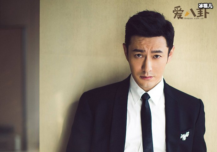 黄晓明为何如此的卑微