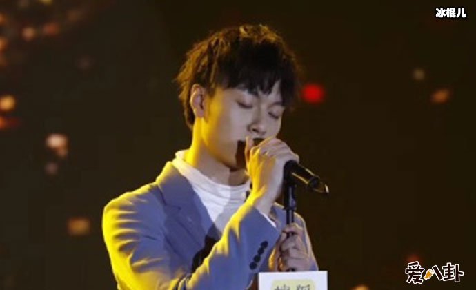 张冠森参加校草大赛进圈