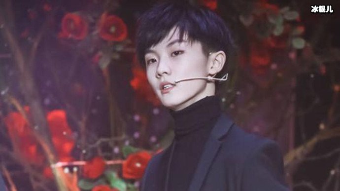 马嘉祺身高体重照片