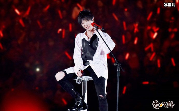 华语乐坛领军人物华晨宇