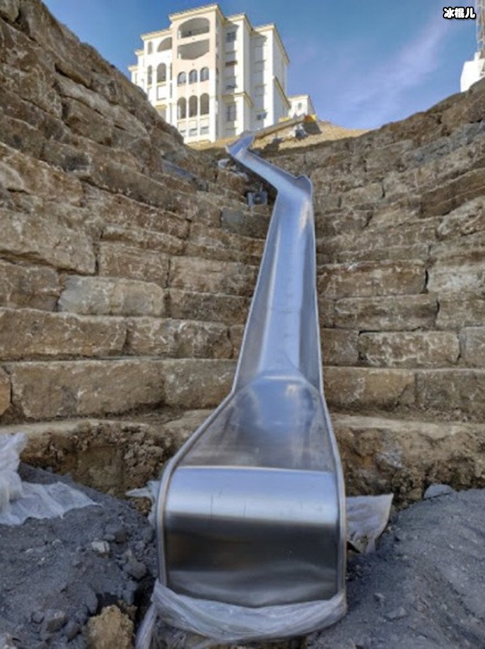 西班牙最长滑梯