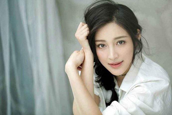 甘婷婷并非是科班出身