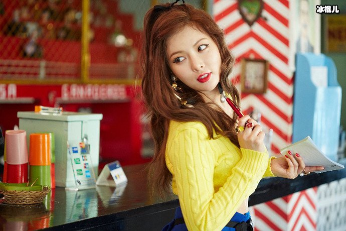 泫雅签约金晓钟经纪公司